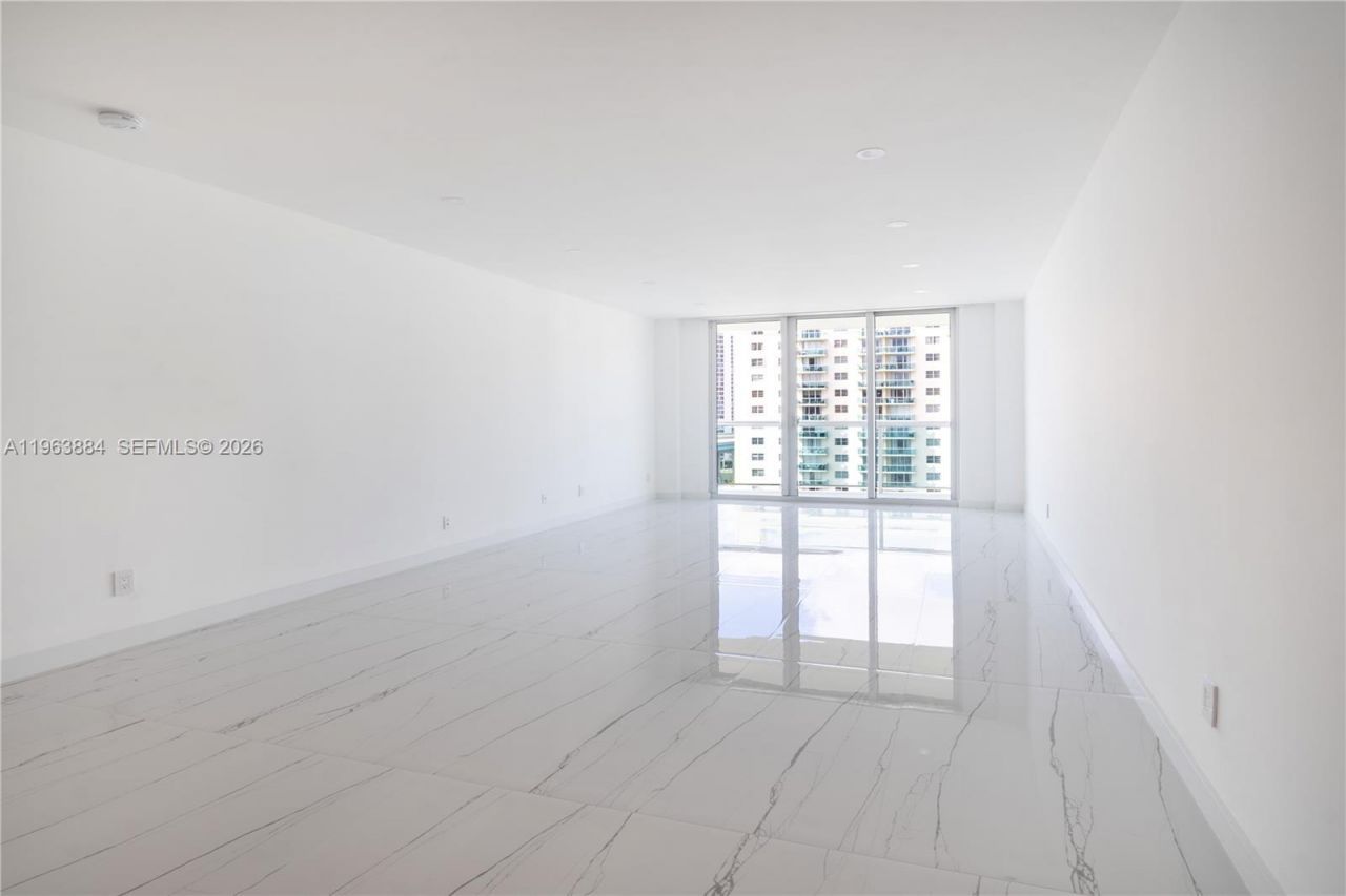 19380 Collins Ave , Unit 1105, Sunny Isles Beach, FL 33160 Photo
