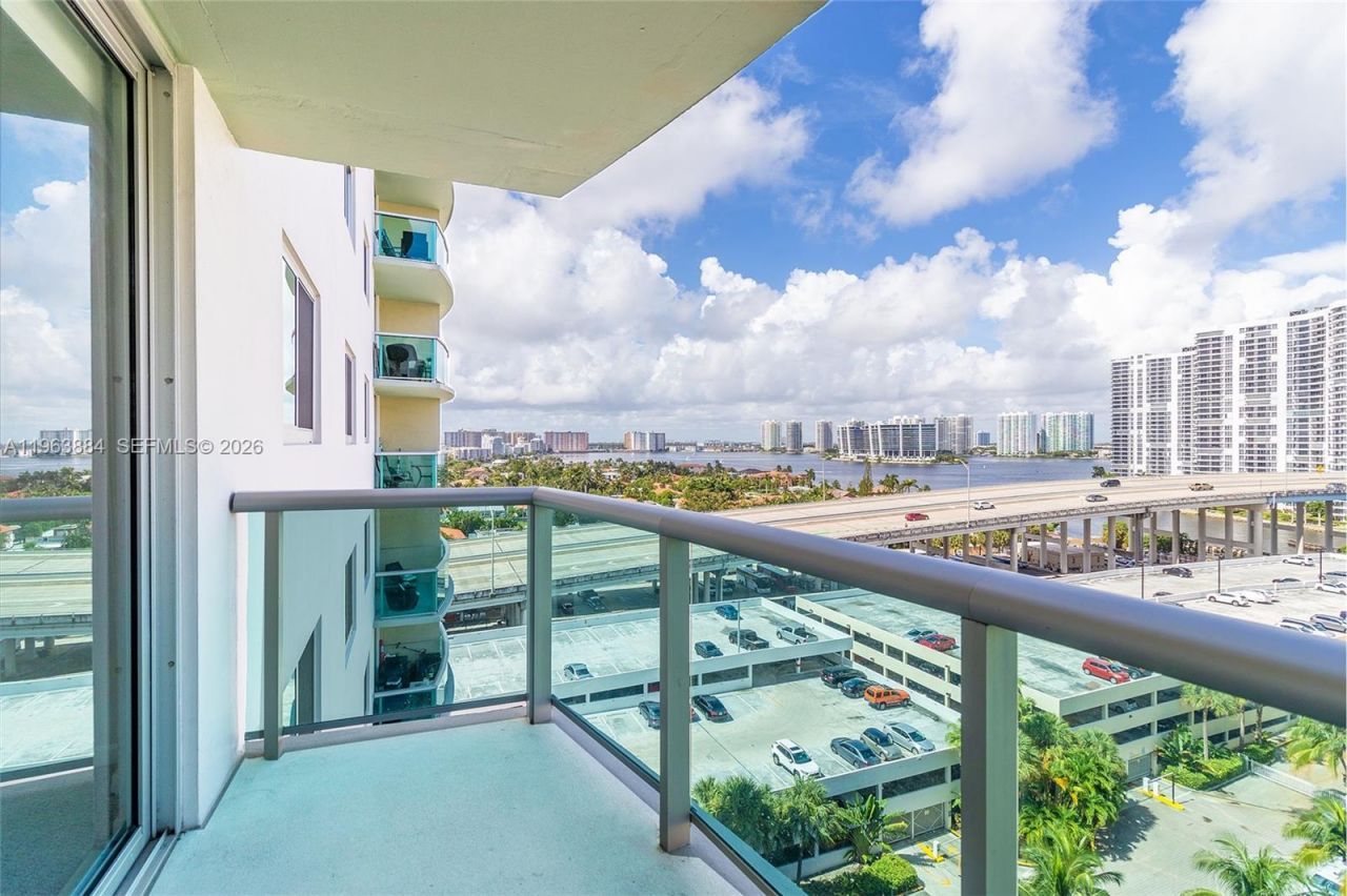 19380 Collins Ave , Unit 1105, Sunny Isles Beach, FL 33160 Photo