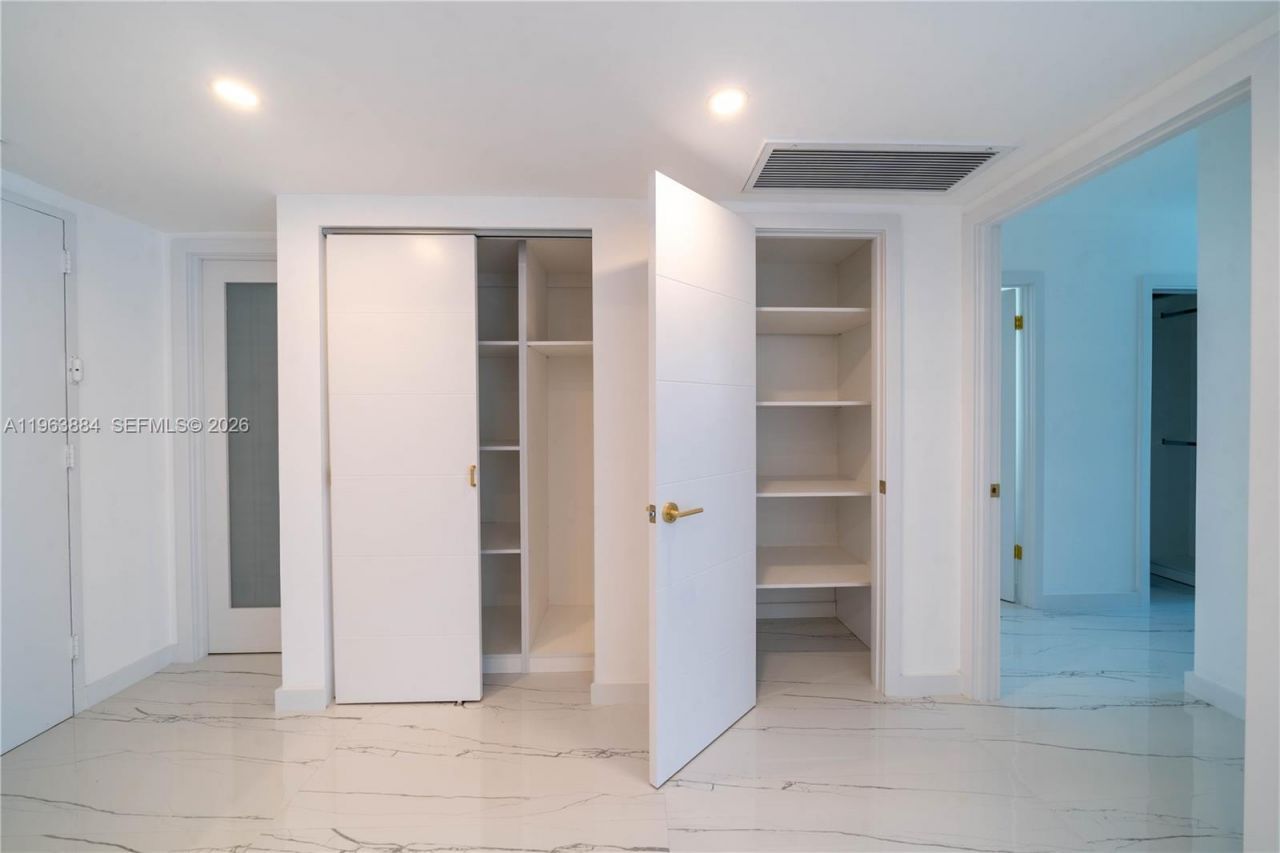 19380 Collins Ave, Unit 1105, Sunny Isles Beach, FL 33160 Photo