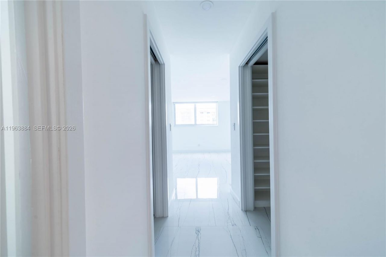 19380 Collins Ave , Unit 1105, Sunny Isles Beach, FL 33160 Photo