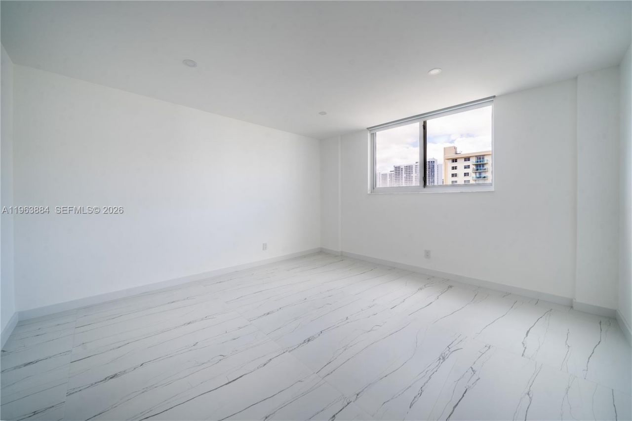 19380 Collins Ave, Unit 1105, Sunny Isles Beach, FL 33160 Photo