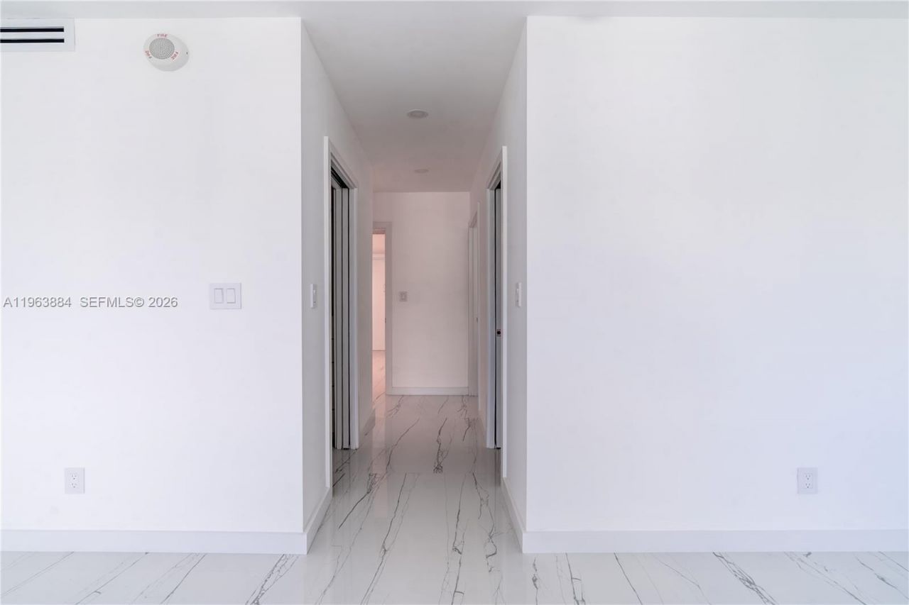 19380 Collins Ave, Unit 1105, Sunny Isles Beach, FL 33160 Photo