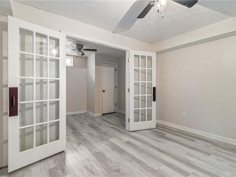 8041 Bushclover Drive, Tipp City, OH 45371 Photo 30