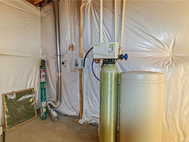 8041 Bushclover Drive, Tipp City, OH 45371 Photo 33