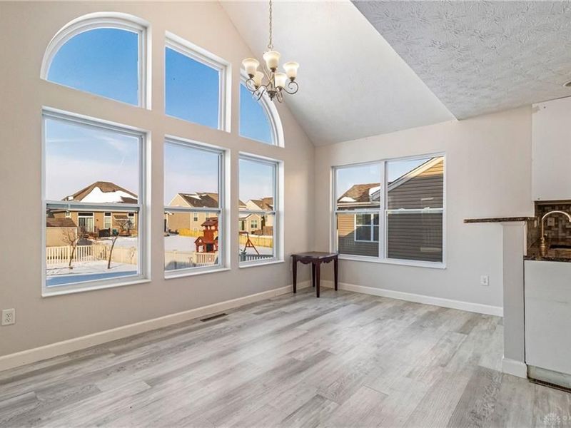 8041 Bushclover Drive, Tipp City, OH 45371 Photo 9