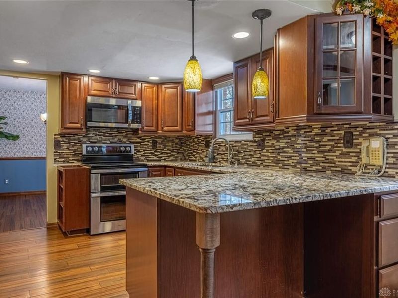 7745 John Elwood Drive, Centerville, OH 45459 Photo 4