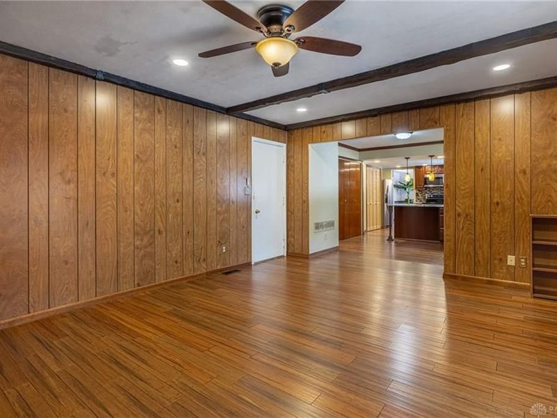 7745 John Elwood Drive, Centerville, OH 45459 Photo 9