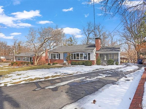 106 S Brent Avenue, St Louis, MO 63122