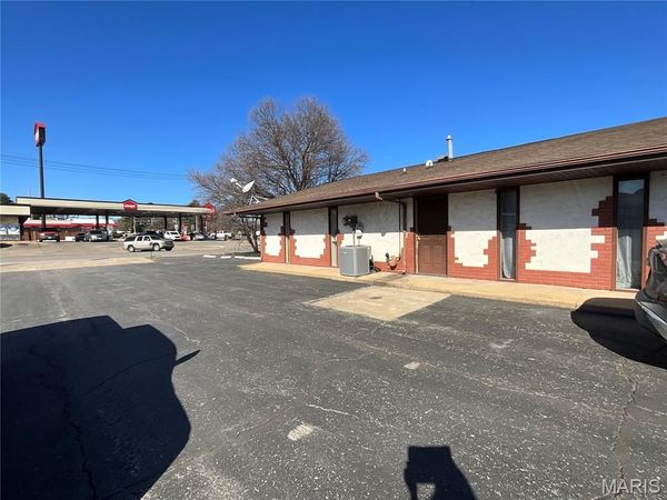 1618 Gibson Avenue, West Plains, MO 65775