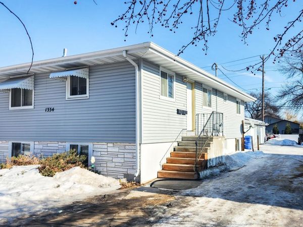 1334 17th Street S, Fargo, ND 58103