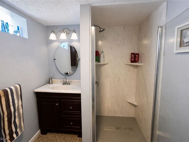 487 Karen Drive, Berea, OH 44017 Photo 17