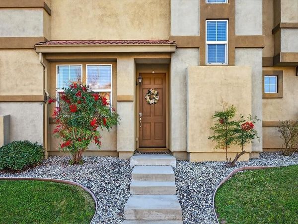 390 Caravaggio CIR, Sacramento, CA 95835
