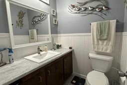 14 Hamden Circle photo 4