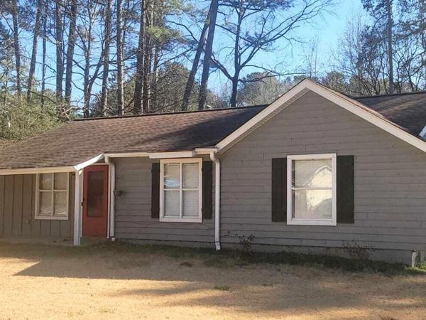 8975 Ashwood Drive, Riverdale, GA 30274