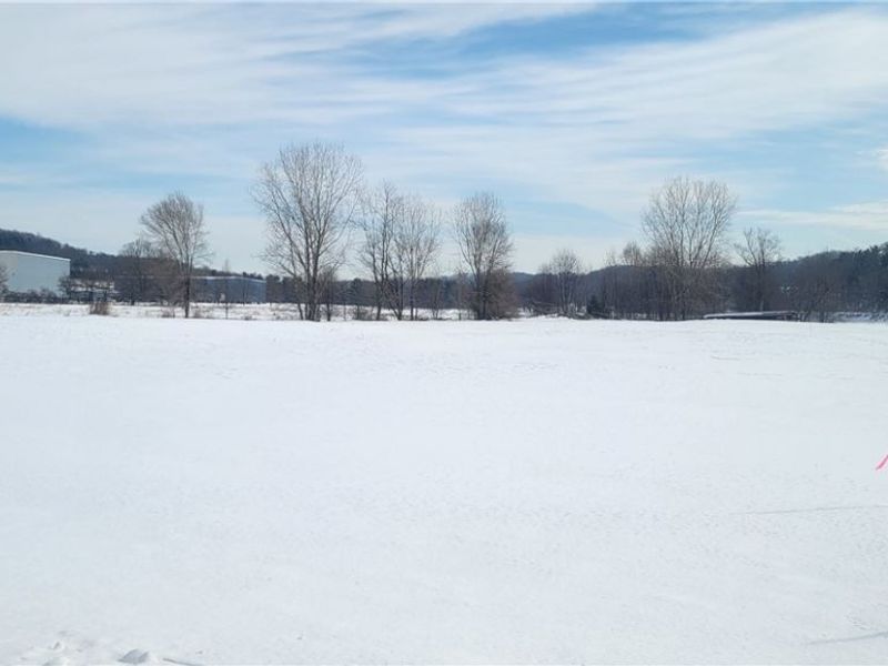 Oxford Street, Dover, OH 44622 Photo 3