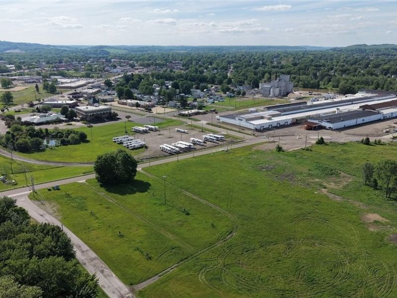 Oxford Street, Dover, OH 44622 Photo 3