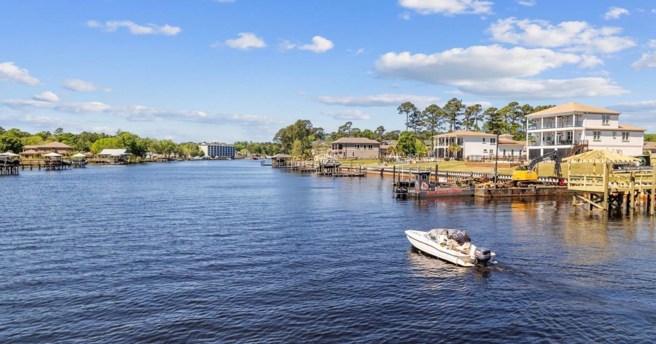 1003 Shipmaster Ave.  Photo 35