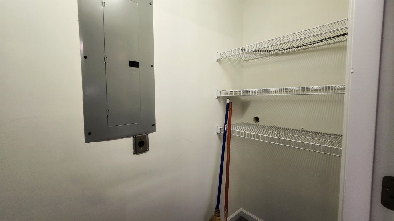 4091 Lakeshore Dr.  Photo 22