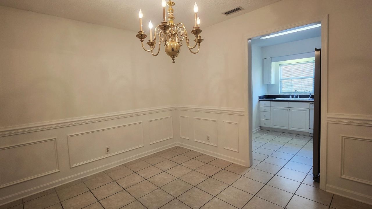 4091 Lakeshore Dr.  Photo 24