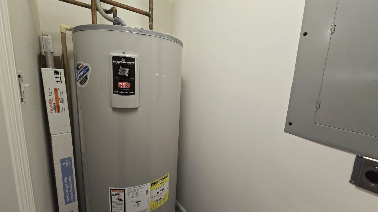 4091 Lakeshore Dr.  Photo 29