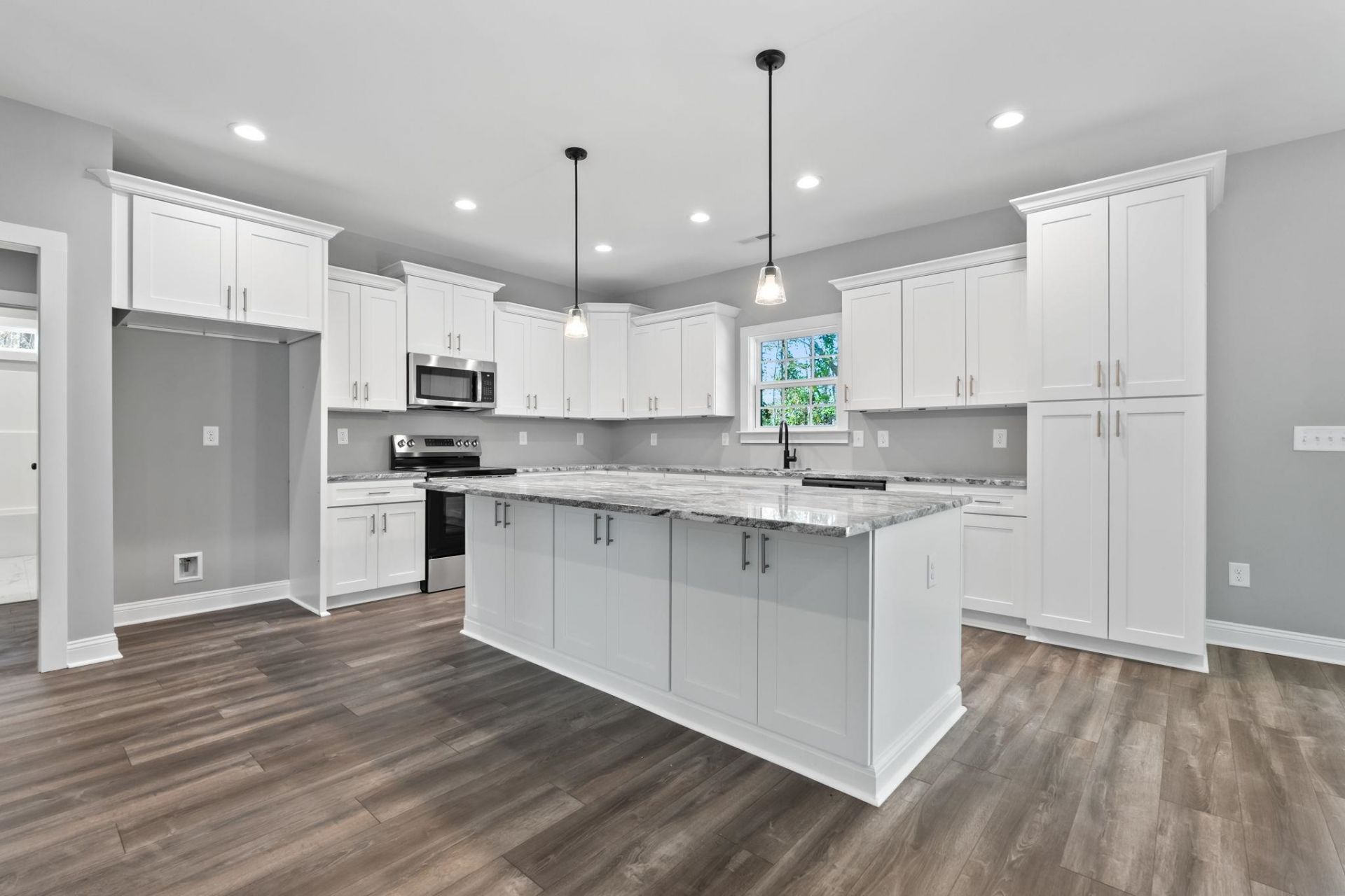 616 Goretown Loop Photo 12