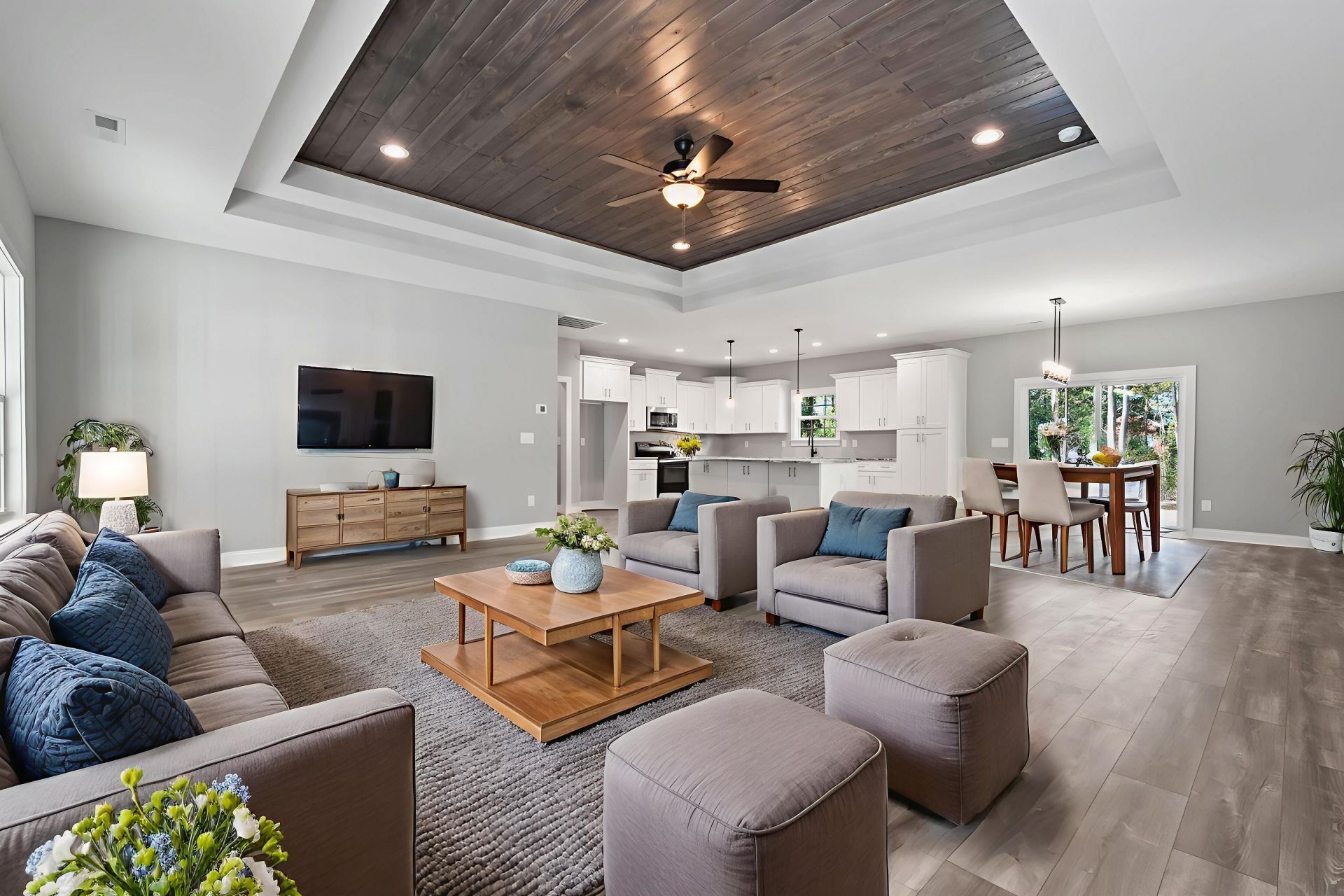 616 Goretown Loop Photo 9