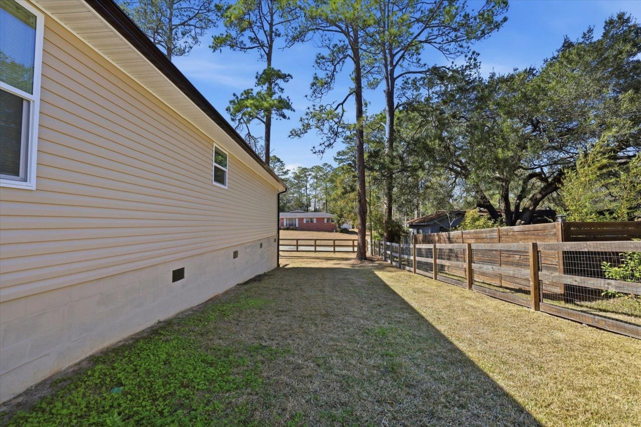 902 Circle Drive, Havana, FL 32333 Photo