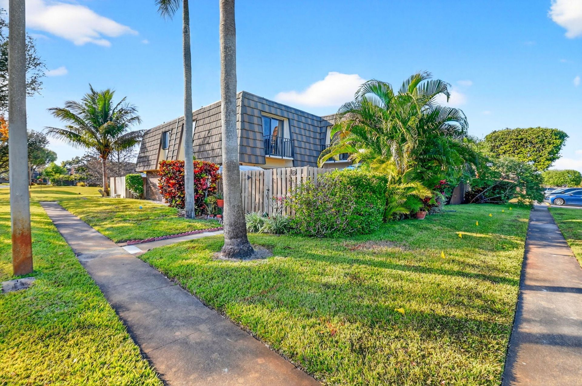 1545 W Forest Lakes Circle W, Unit B, West Palm Beach, FL 33406 Photo