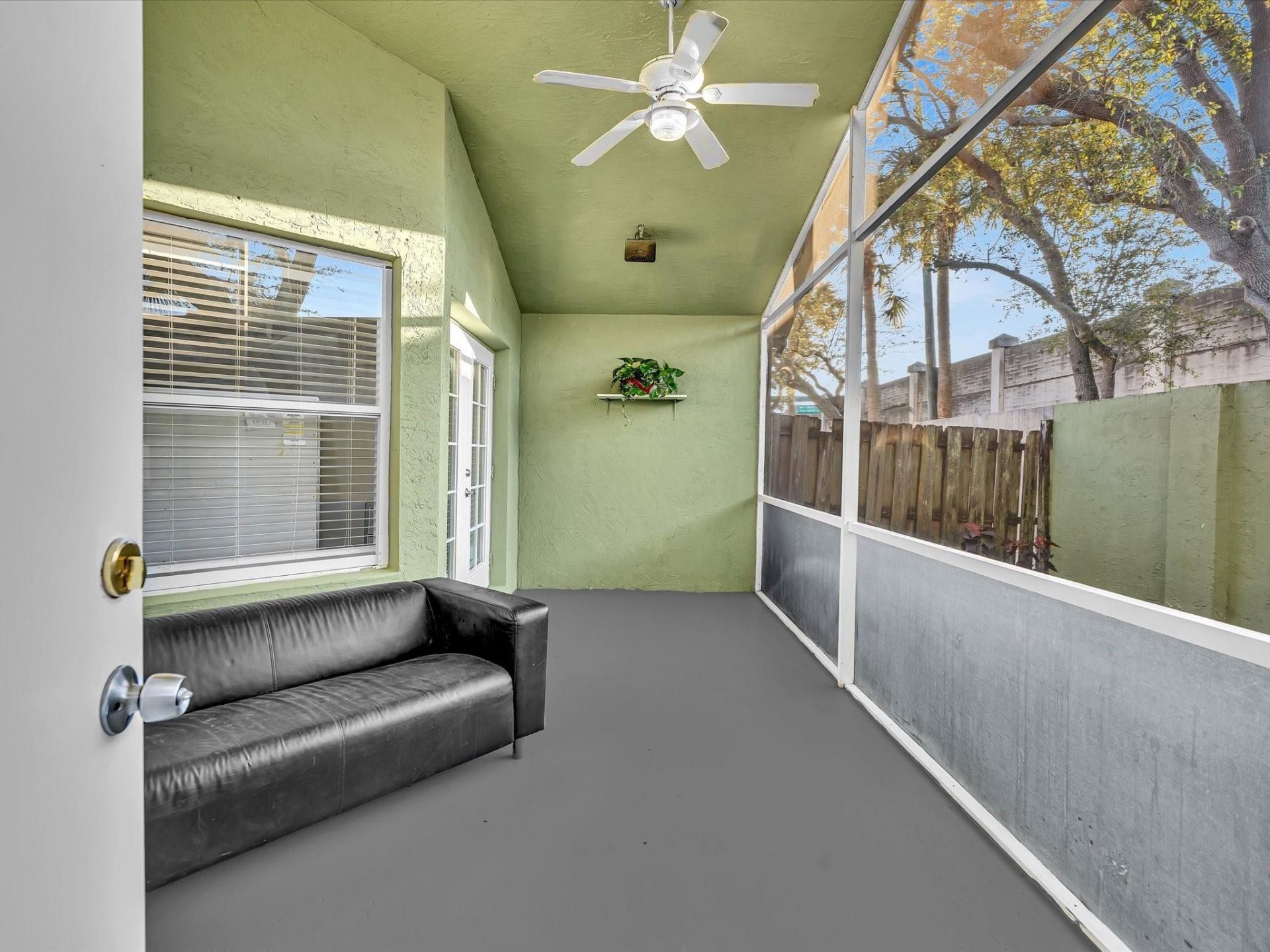 4379 Leicester Ct, West Palm Beach, FL 33409 Photo