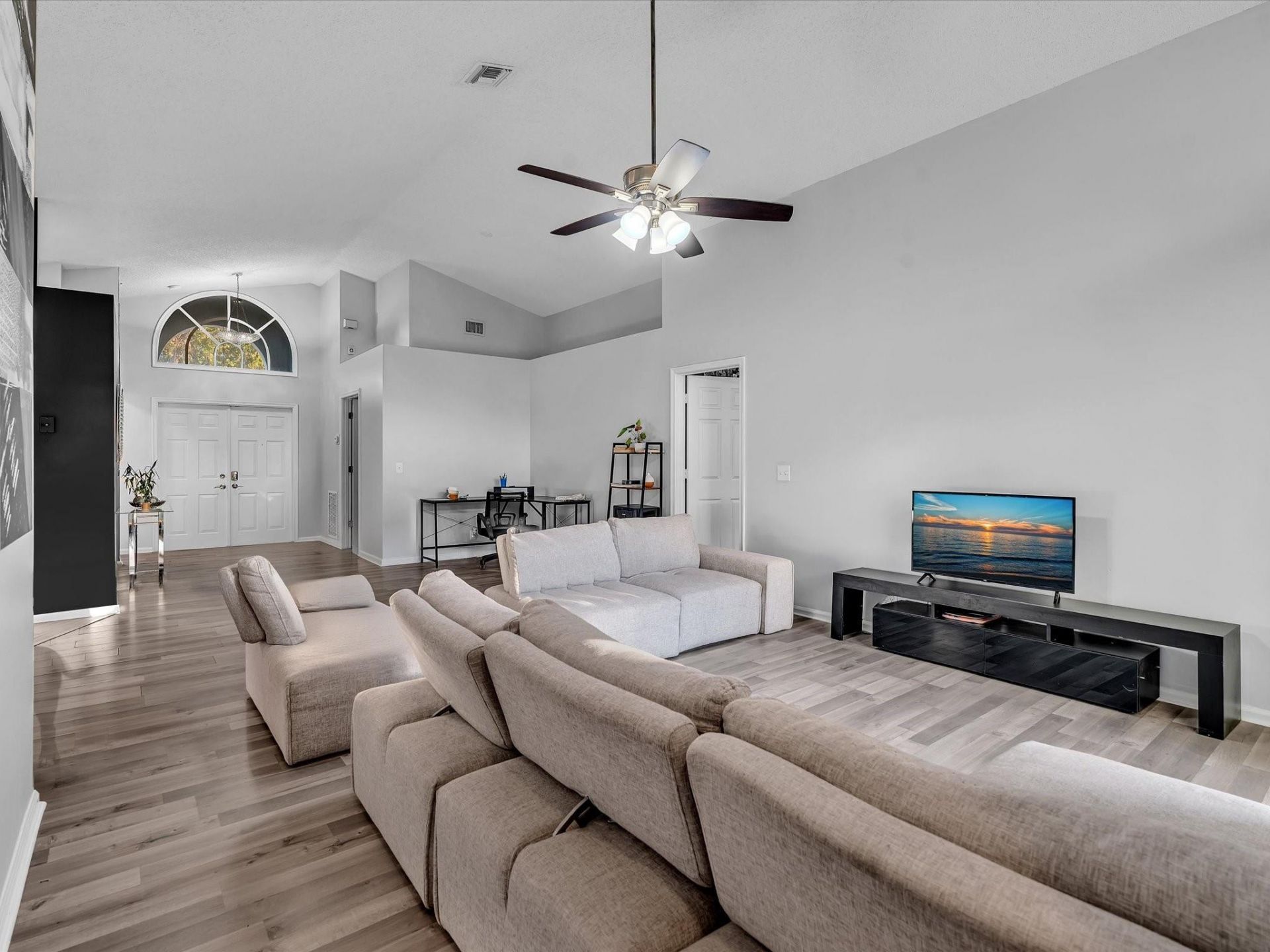 4379 Leicester Ct, West Palm Beach, FL 33409 Photo