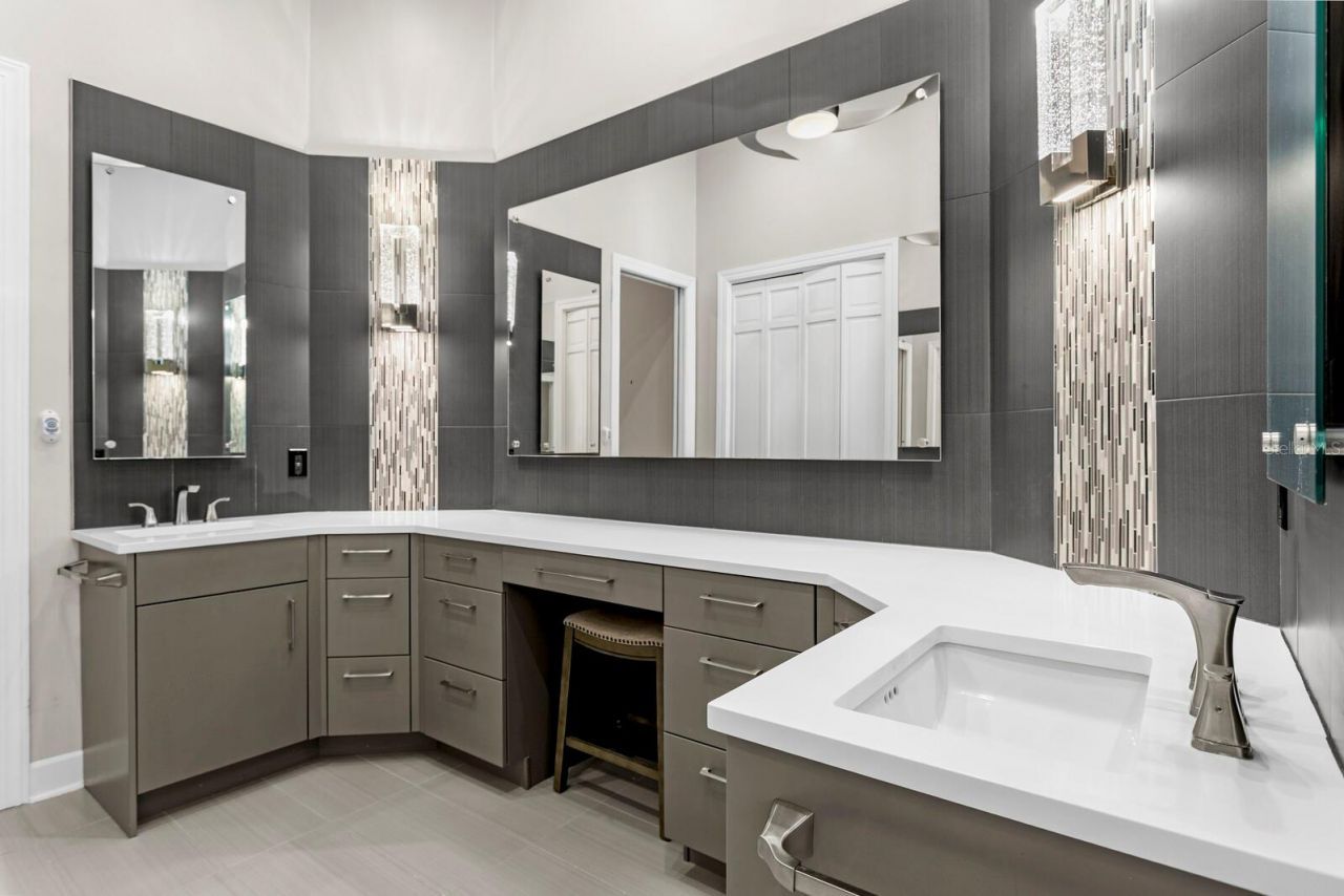 6441 Renwick Circle, Tampa, FL 33647 Photo