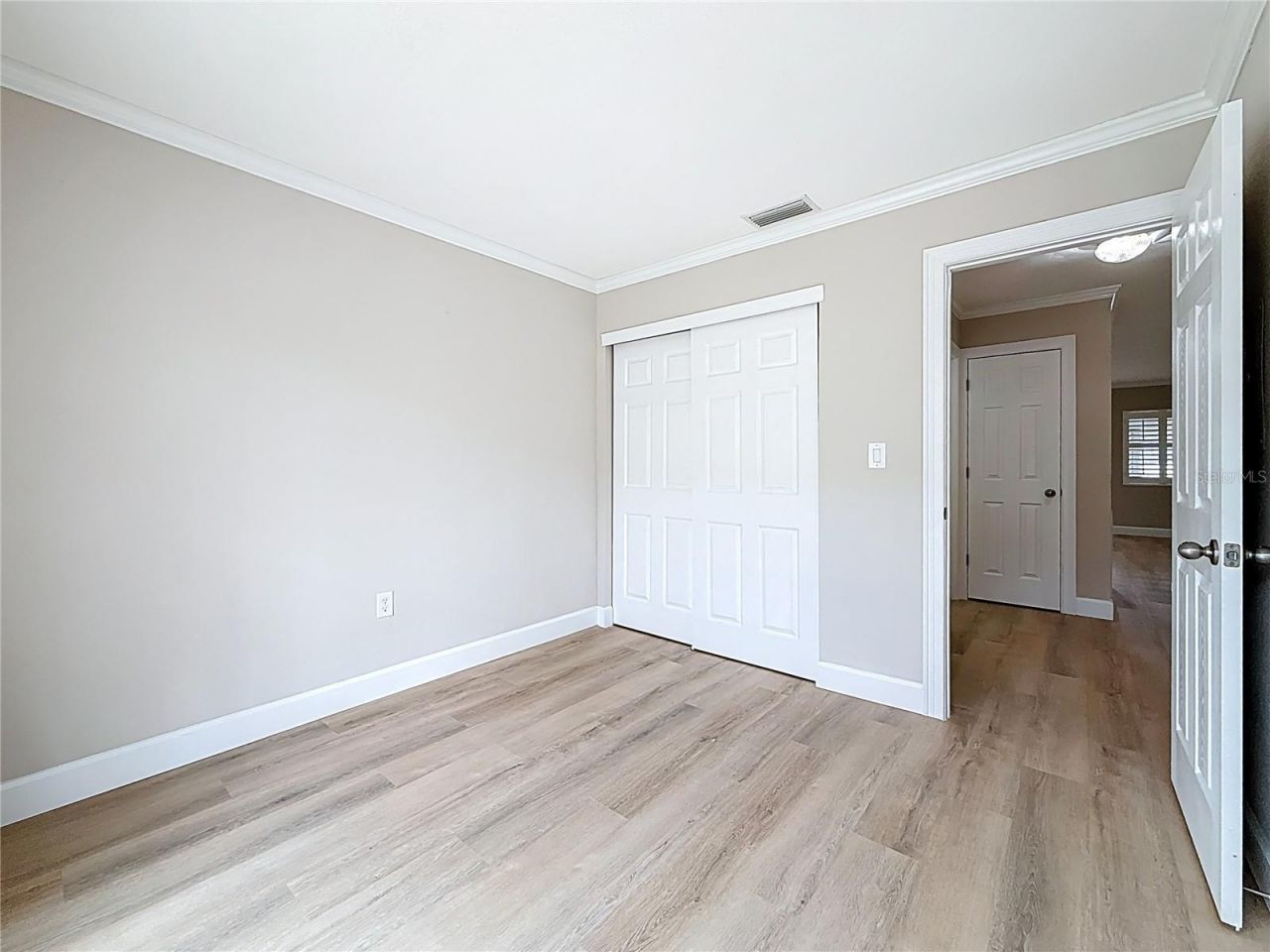 6747 Cape Hatteras Way Ne, Unit 4, Saint Petersburg, FL 33702 Photo