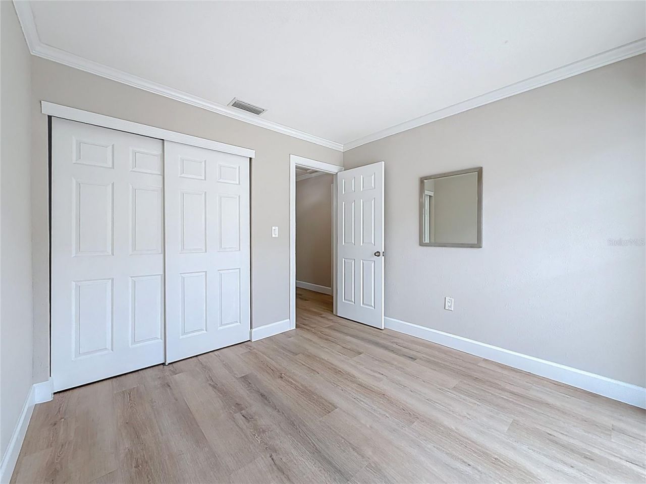 6747 Cape Hatteras Way Ne, Unit 4, Saint Petersburg, FL 33702 Photo