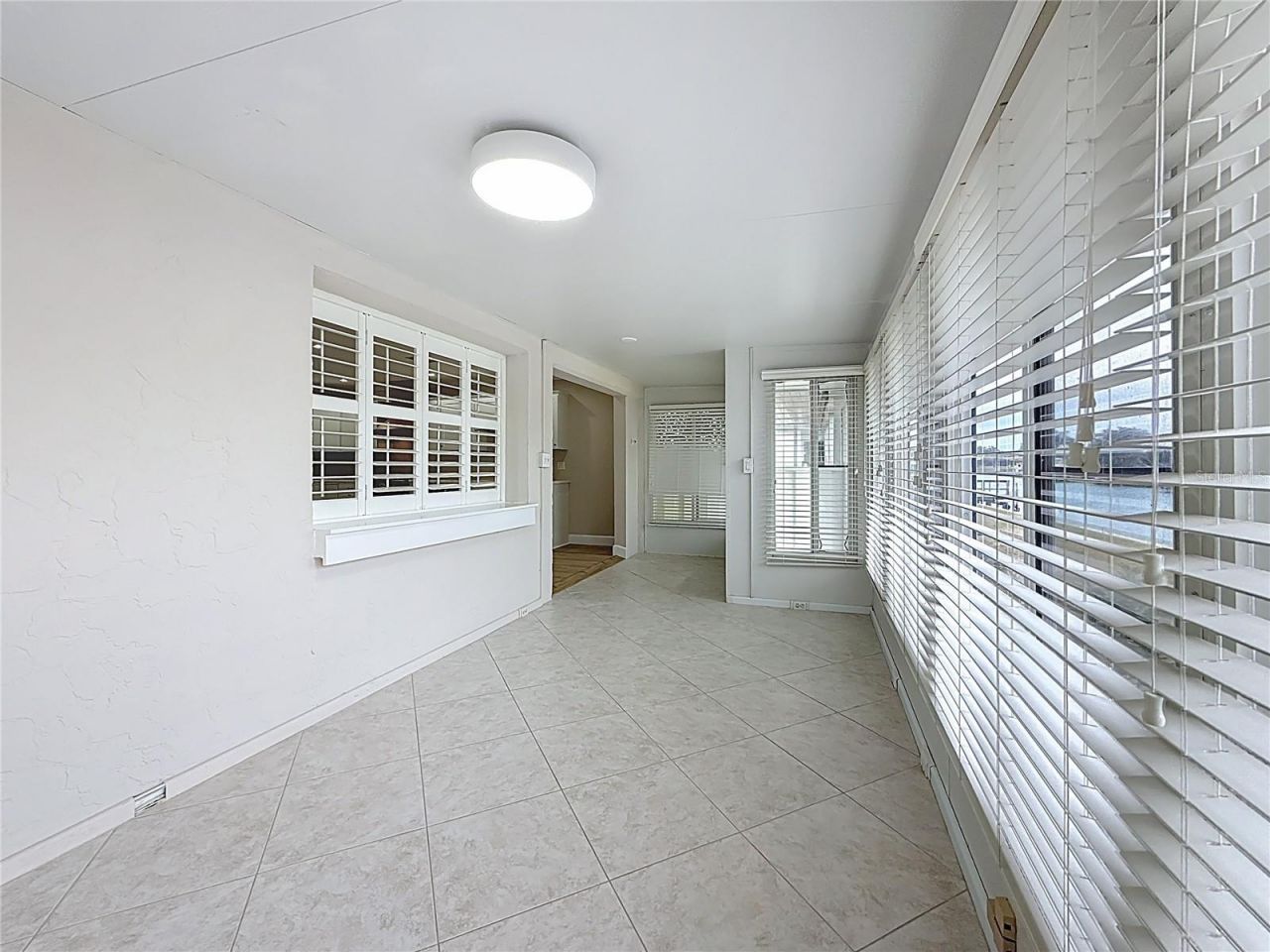 6747 Cape Hatteras Way Ne, Unit 4, Saint Petersburg, FL 33702 Photo