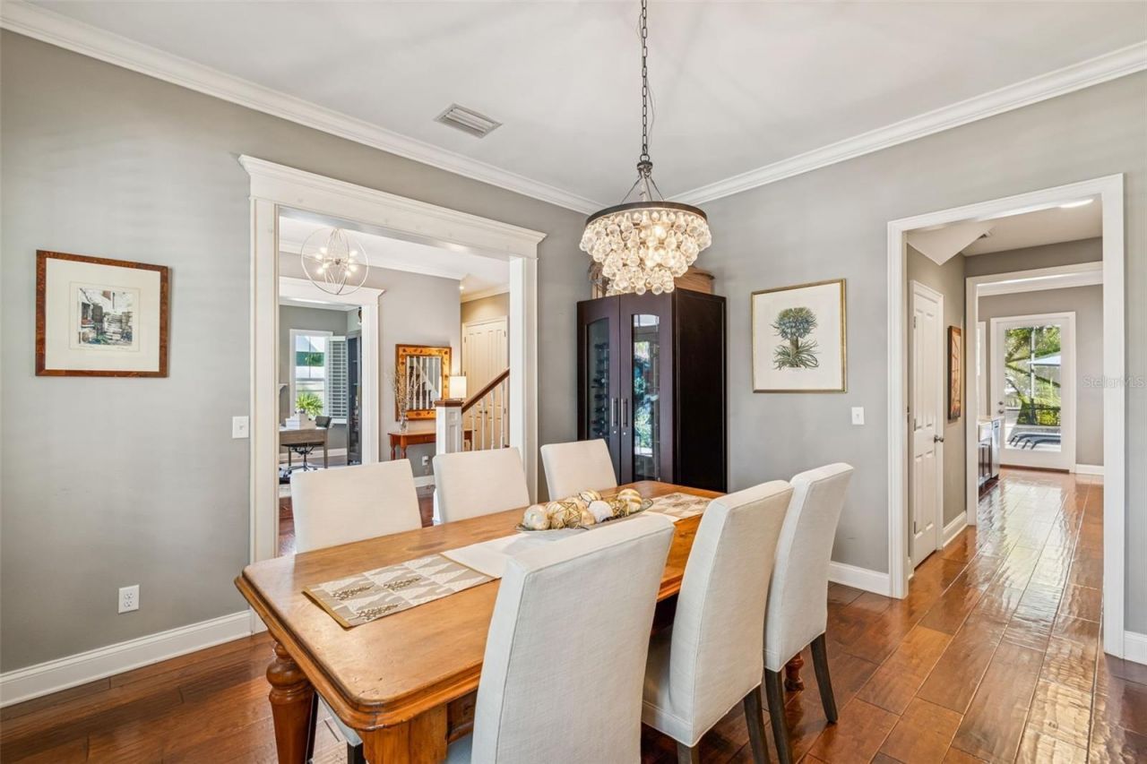 2907 W Hawthorne Road, Tampa, FL 33611 Photo