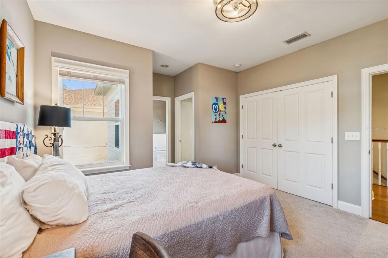 2907 W Hawthorne Road, Tampa, FL 33611 Photo