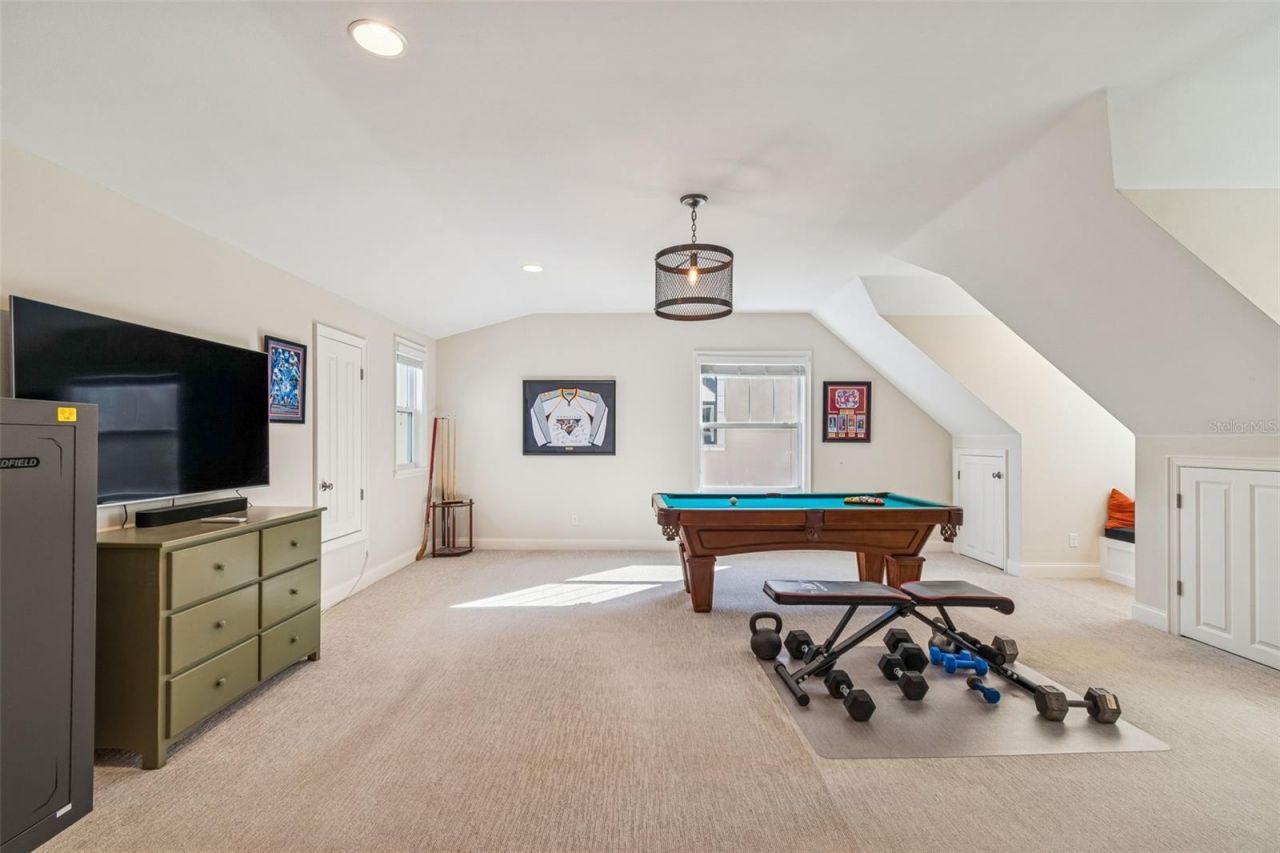 2907 W Hawthorne Road, Tampa, FL 33611 Photo