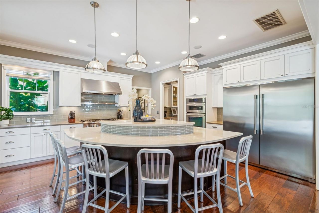 2907 W Hawthorne Road, Tampa, FL 33611 Photo