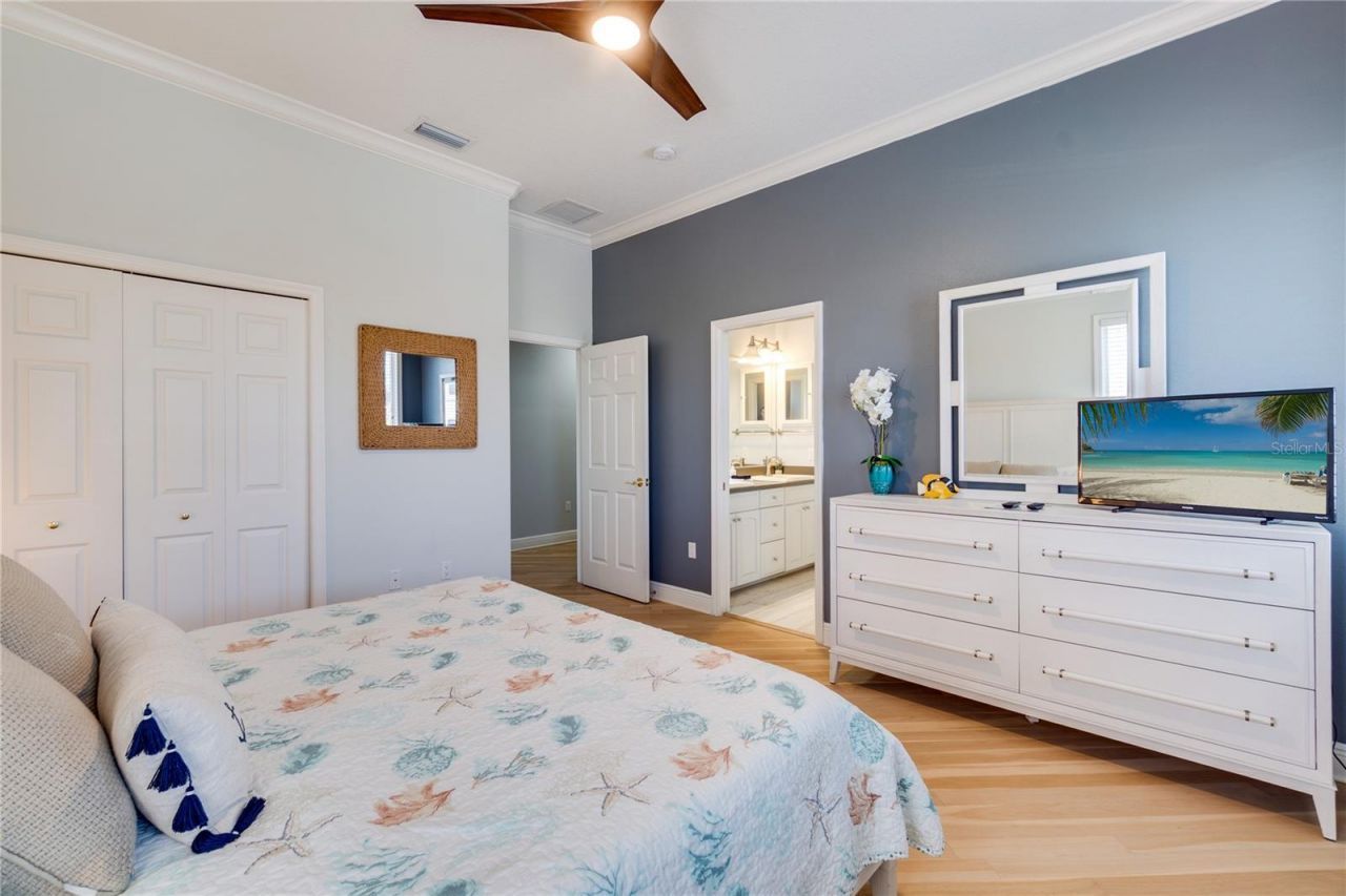 803 Gladiolus Street, Anna Maria, FL 34216 Photo