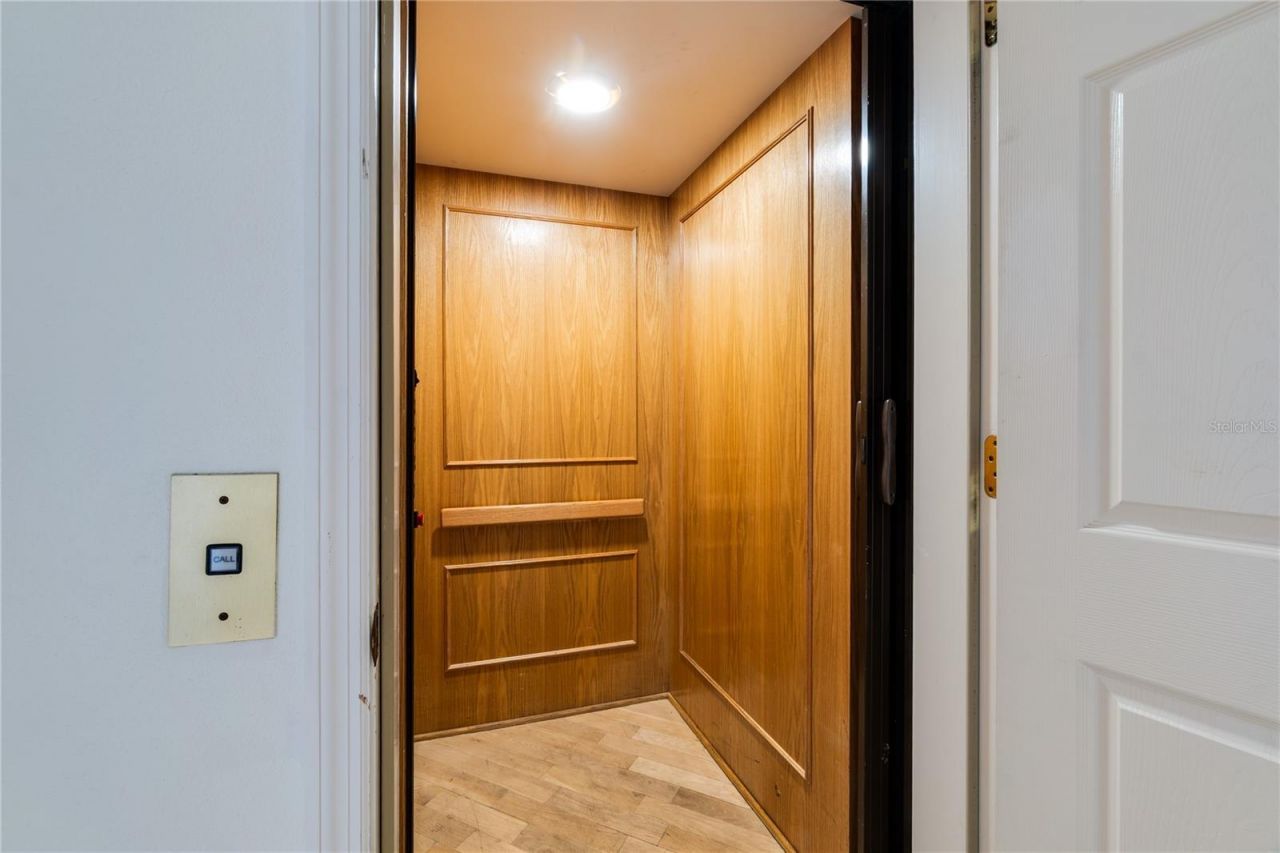 803 Gladiolus Street, Anna Maria, FL 34216 Photo