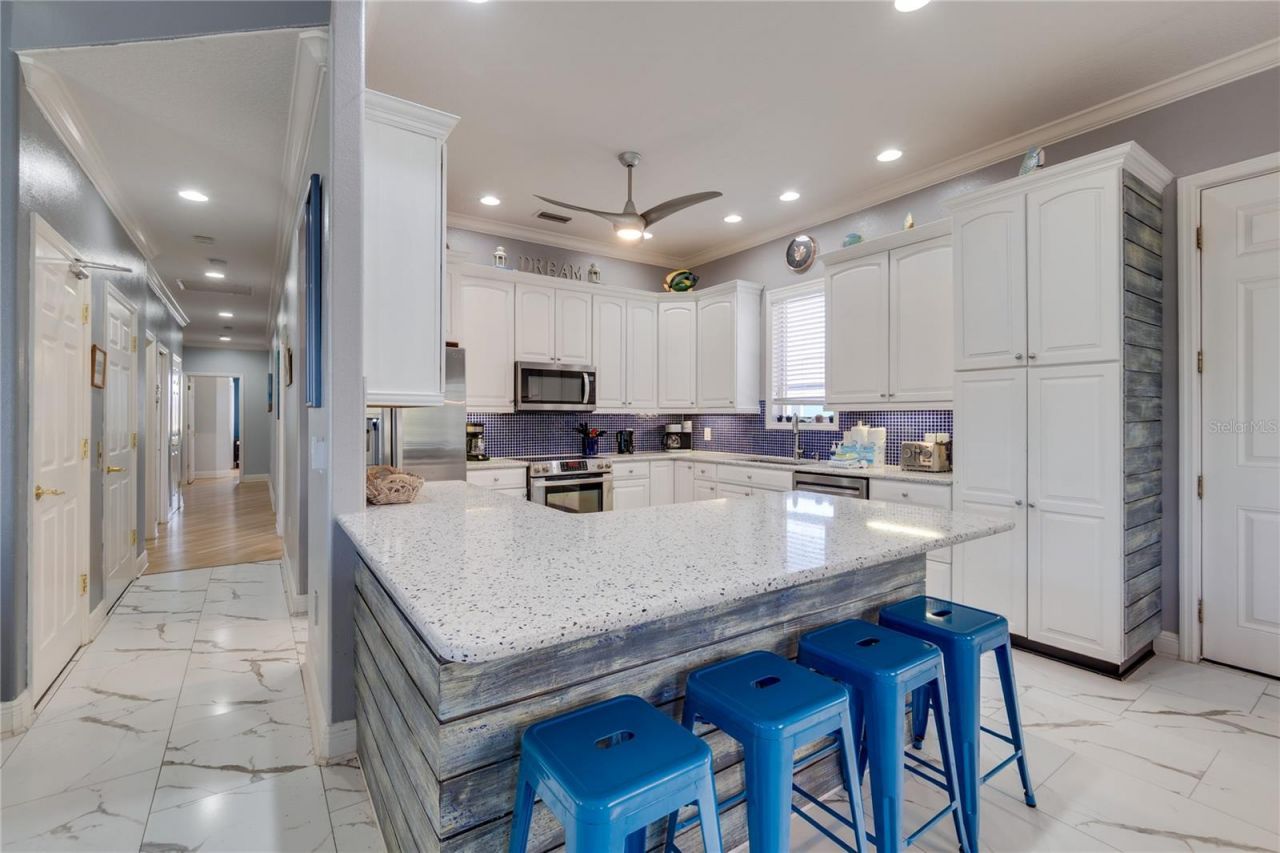 803 Gladiolus Street, Anna Maria, FL 34216 Photo