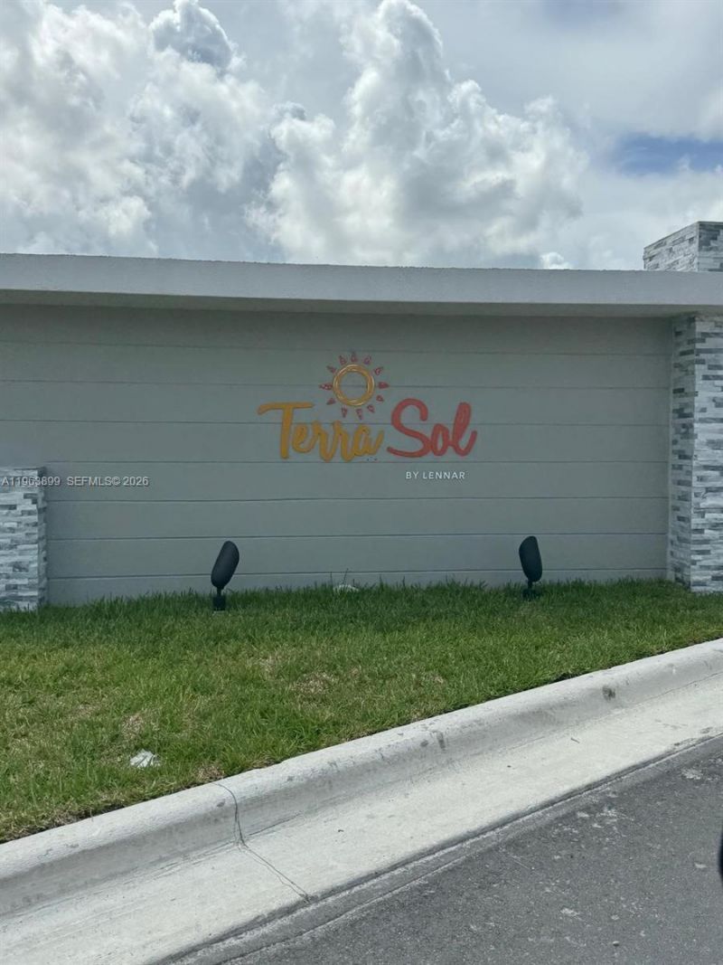 738 SE 13 Ct, Unit ., Homestead, FL 33034 Photo