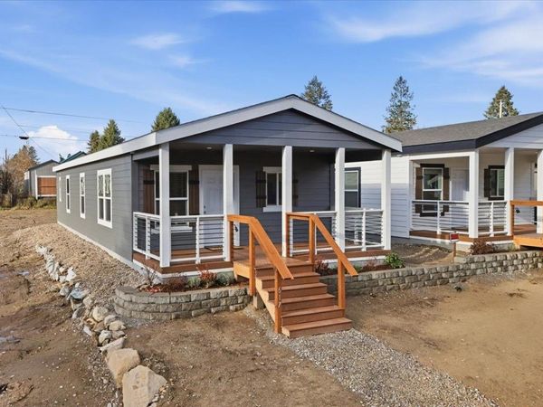 617/621 S State Ave, Newport, WA 99156