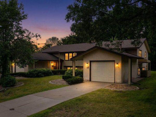 3308 Roosevelt Court NE, Unit 3310, Saint Anthony, MN 55418