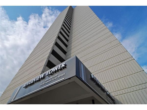 1920 S 1st Street, Unit 409, Minneapolis, MN 55454