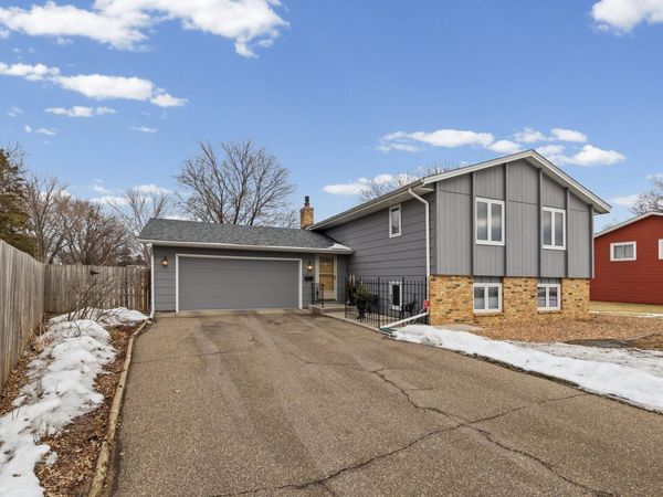 1112 67th Avenue N, Brooklyn Center, MN 55430