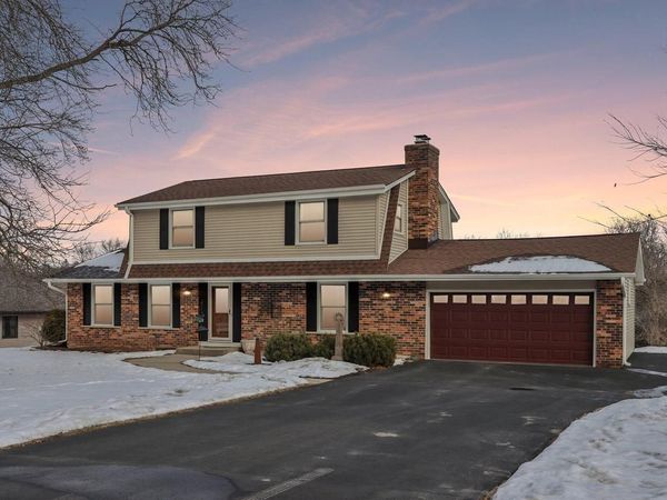 5820 S 124th STREET, Hales Corners, WI 53130