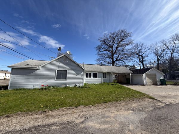2613 S Gladwin Road, Prudenville, MI 48651