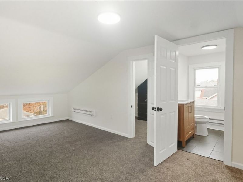 12808 Beachwood Avenue, Cleveland, OH 44105 Photo 22