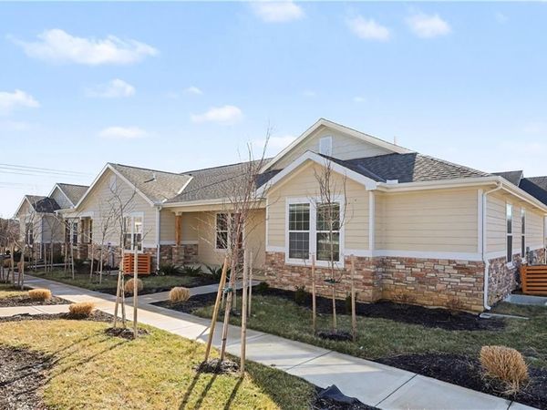 16166 Fontana Street, Stilwell, KS 66085